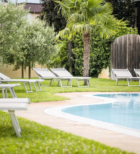 La nostra piscina esterna