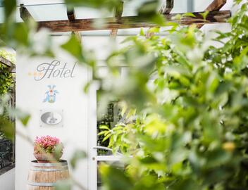 Der Eingang unseres Hotels