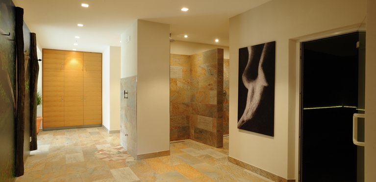© 2025 Hotel Teutschhaus