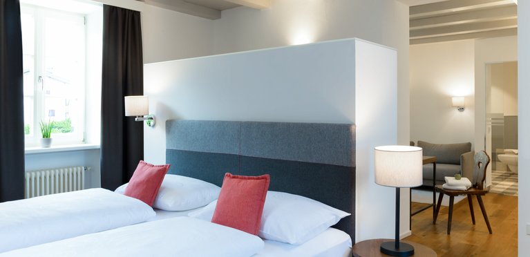 © 2025 Hotel Teutschhaus
