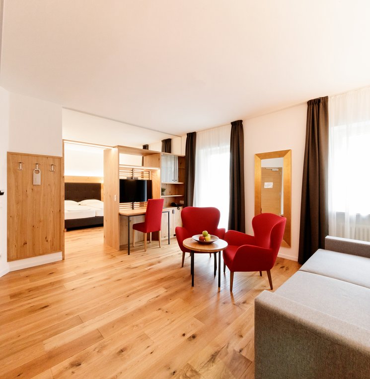 © 2025 Hotel Teutschhaus
