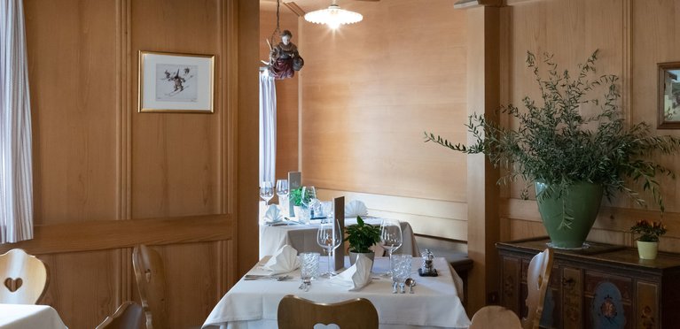 © 2025 Hotel Teutschhaus