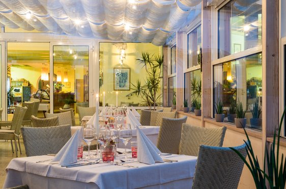 © 2025 Hotel Teutschhaus